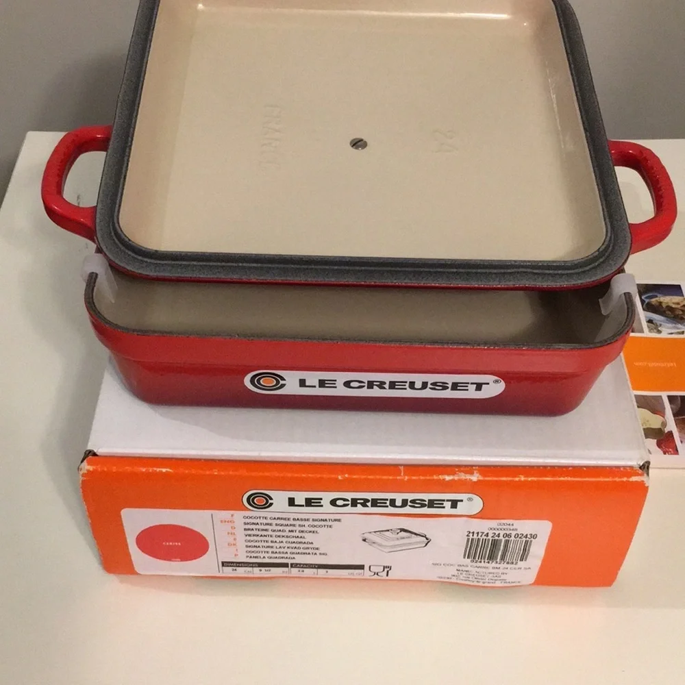 NWT Le Creuset 3 Qt Square Cocotte Cerise Red Cast Iron Dutch Oven